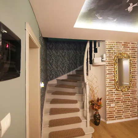 Guest house Emre Korce